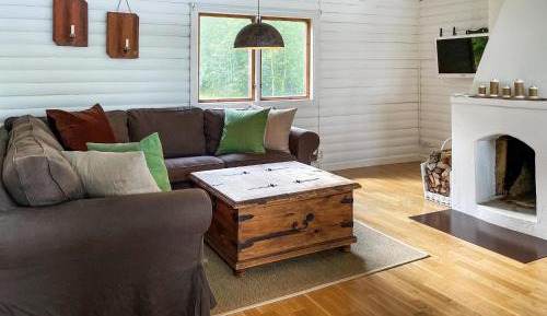 Three-Bedroom Holiday Home 