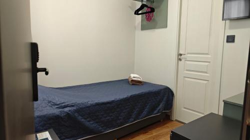 Budget Single Room