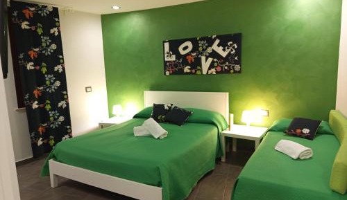 Deluxe Triple Room with Sea View