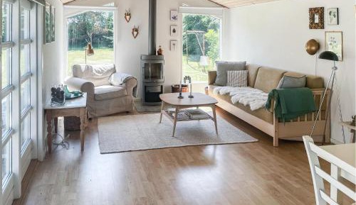 Three-Bedroom Holiday Home 