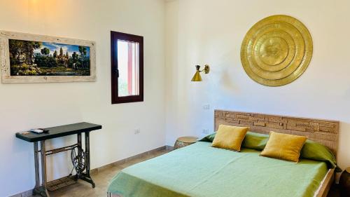 Queen Room with Garden View