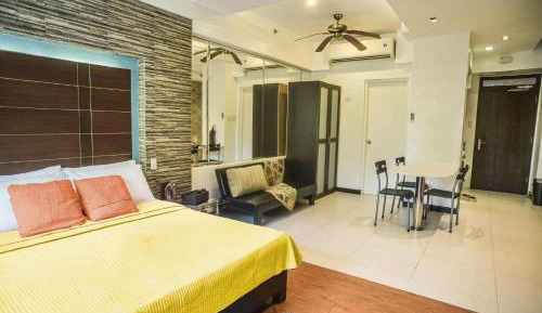 Classic One-Bedroom Apartment with King Bed