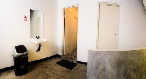 Bed in 6-Bed Dormitory Room