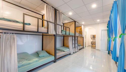 Mixed Dormitory Room