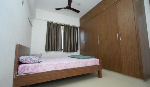 Two-Bedroom Deluxe Apartment with Balcony