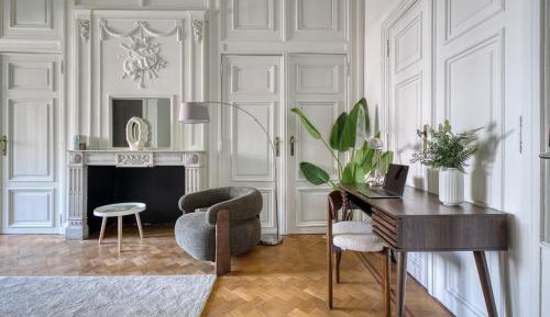 Studio with Garden View