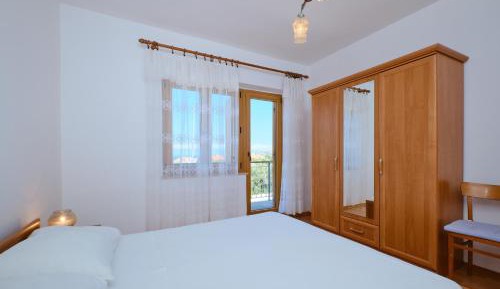 Two-Bedroom Apartment with Terrace and Sea View