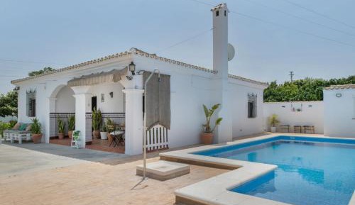 Three-Bedroom Superior Apartment