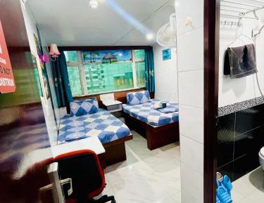 Comfort Triple Room with Shower