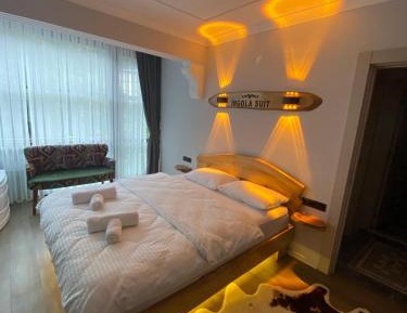 Suite with River View