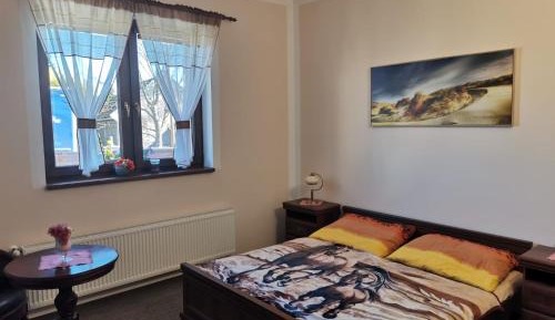 Room #1462541603