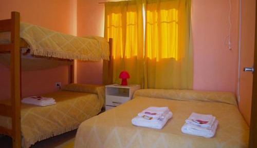 Apartment with Mountain View