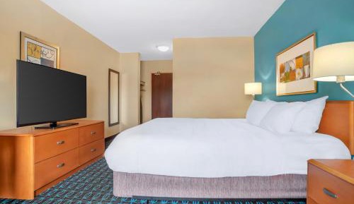 King Room - Accessible/Non-Smoking