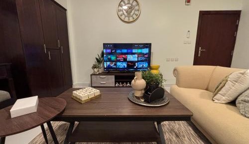 Deluxe King Studio