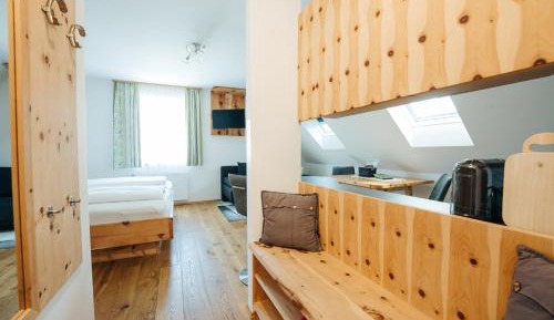 One-Bedroom Apartment with View