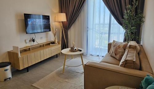 Three-Bedroom Apartment - High Floor