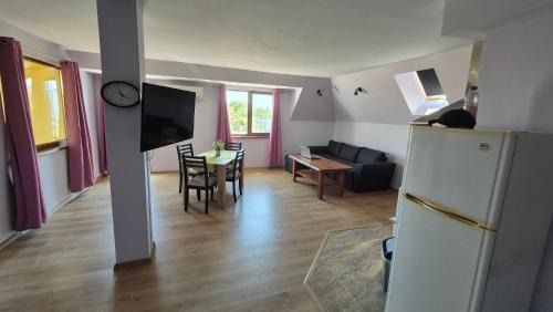 One-Bedroom Apartment with Sea View and Terrace