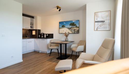 Apartment with Shower