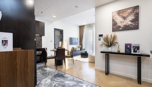 Two-Bedroom Apartment with River View