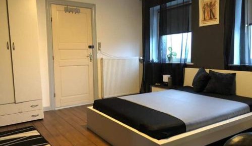 Large Single Room