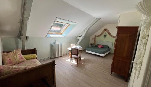 Large Double Room