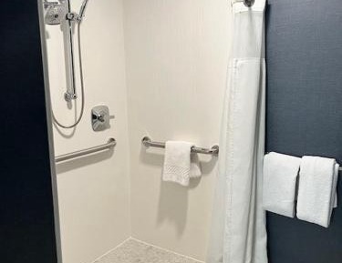 Two-Bedroom Suite with Roll-In Shower - Mobility Accessible