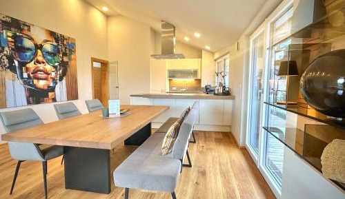 Three-Bedroom Apartment - High Floor