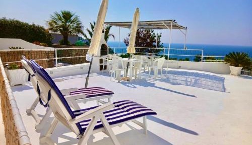 Studio Apartment with Sea View