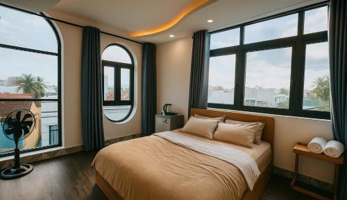Deluxe King Room