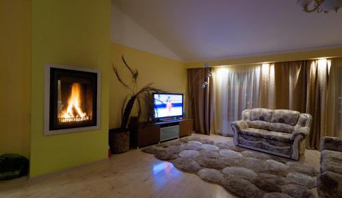 One-Bedroom Apartment with River View