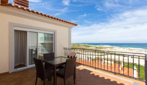 Two-Bedroom Deluxe Apartment with Ocean View