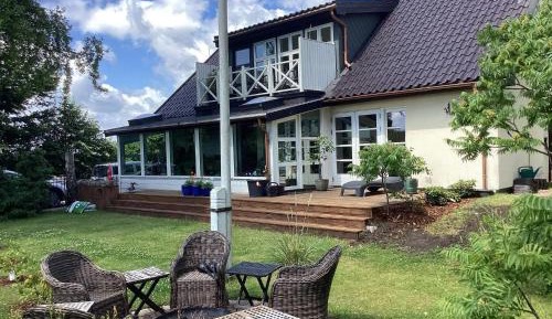 Three-Bedroom Holiday Home 