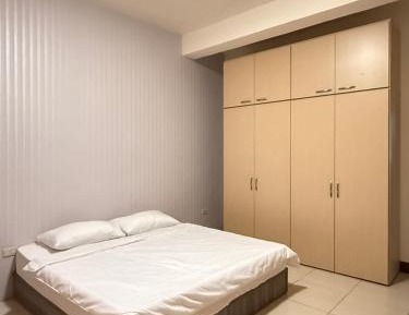 Queen Room with Balcony