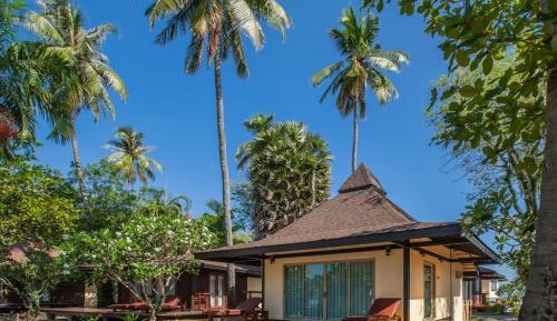 Villa - Beach Front