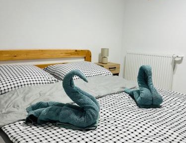Room #1473706301