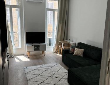 Room #1474174001