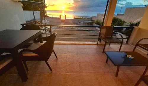 Apartment with Sea View - Ground Floor 