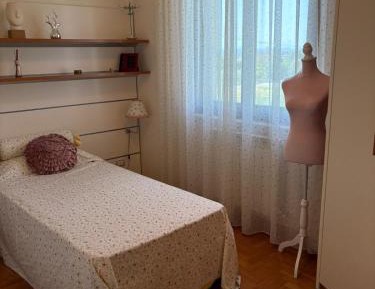 Single Room with Shared Bathroom