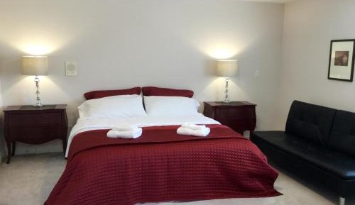 Queen Room
