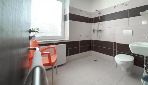 Twin Room - Disability Access