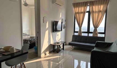 One-Bedroom Apartment with View