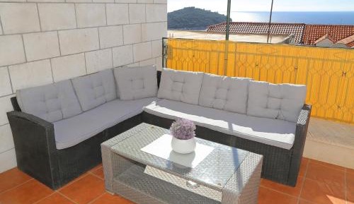 Two-Bedroom Apartment with Terrace and Partial Sea View