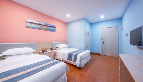 Twin Room with Private Bathroom