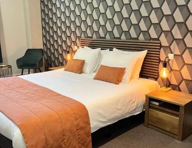 Queen Room