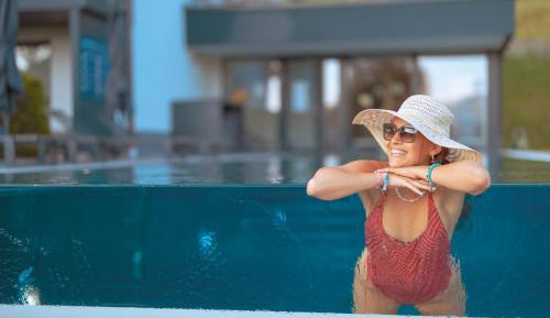 Superior Holiday Apartment & infinity pool