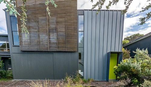 Holiday Home - No linen provided