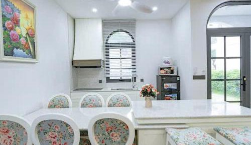 One-Bedroom Villa