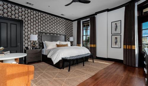 King Suite with Balcony