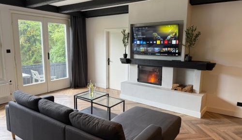 One-Bedroom Apartment with Balcony and Mountain View  