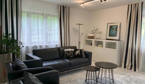 Superior One-Bedroom Apartment